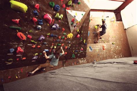 Mountain goat climbing greenville sc - United States, Greenville, 61 Byrdland Dr. 25' walls and tons of bouldering. Best floors around - 7' thick.
